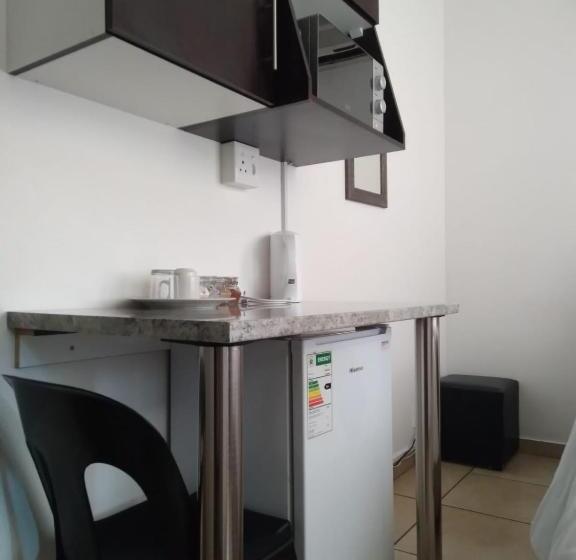 Номер Стандарт, Jnc Lodge