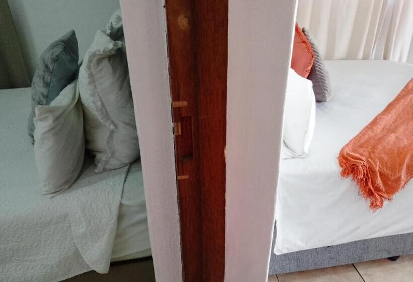 Номер Deluxe, Jnc Lodge