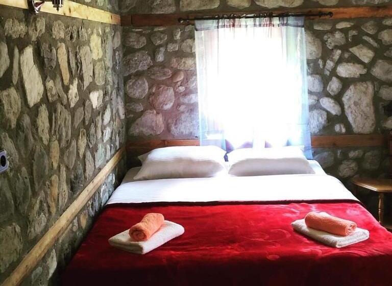 스탠다드 룸, Guest House Hyrmet Demushi