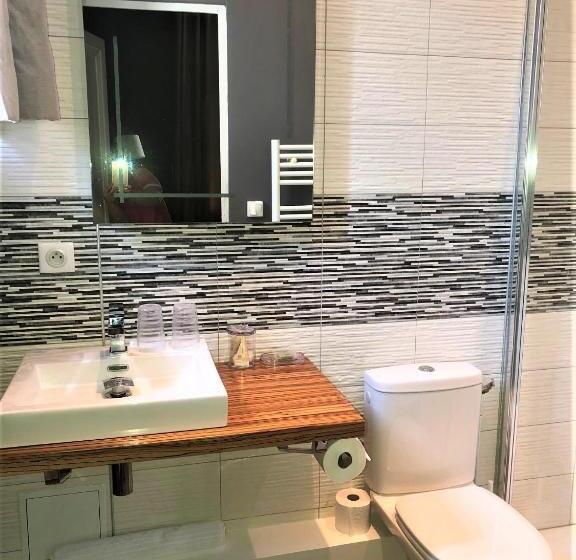 Номер Стандарт, La Grande Carrée