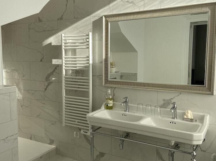 Люкс Повышенной Комфортности, La Grande Carrée