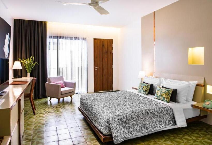 Номер Deluxe, Atelier