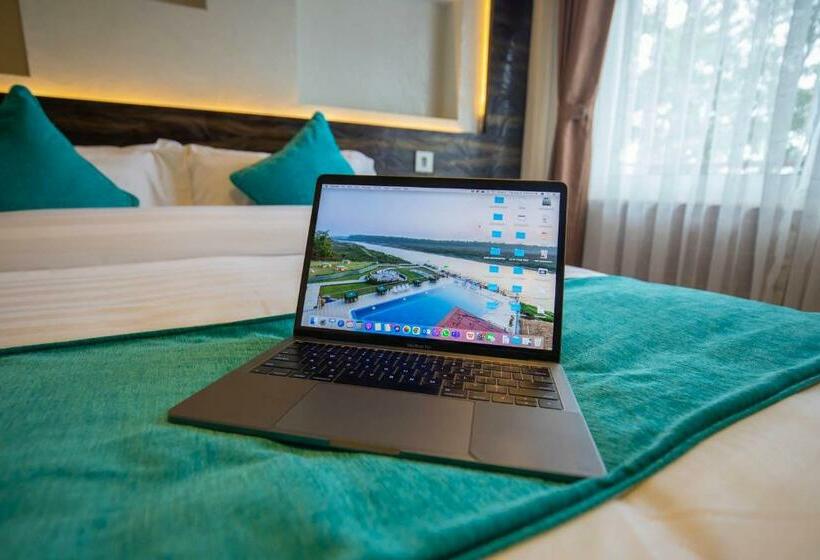 اتاق استاندارد با چشمانداز کوهستان, Himalayan Glacier