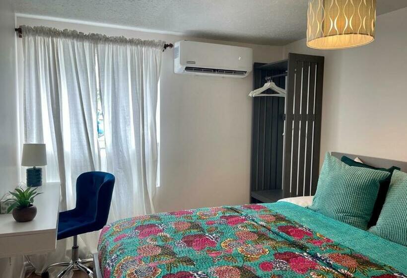 스탠다드 룸 킹사이즈 침대, Jaune Hôtel Boutique