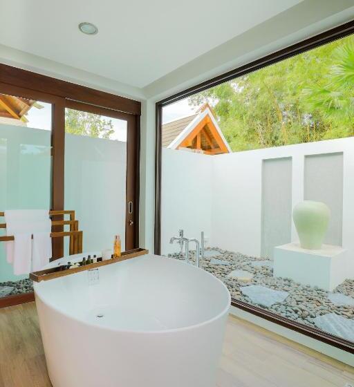 Номер Deluxe с Балконом, Thantara Resort Chiangmai