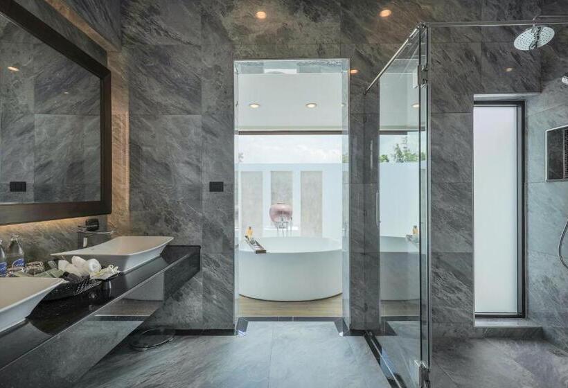 Номер Deluxe с Балконом, Thantara Resort Chiangmai