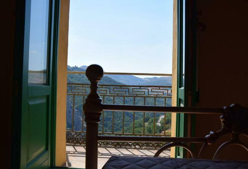 اتاق استاندارد با تراس, Arm  Gervasio La Residenza