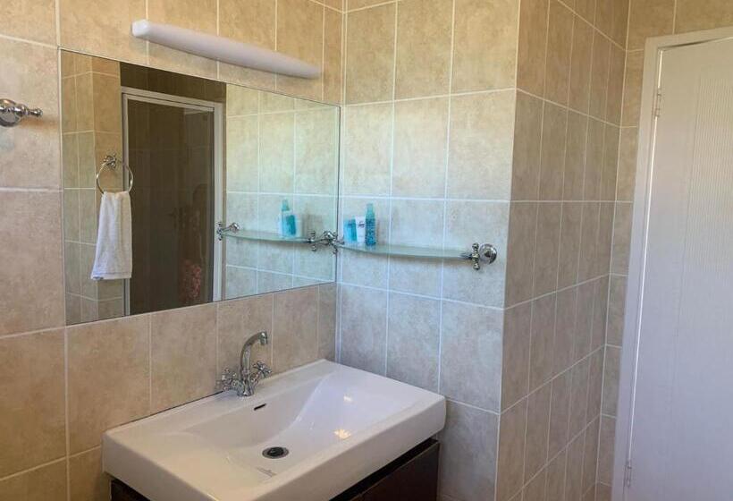 اتاق استاندارد با تخت بزرگ, Nonisands Guesthouse