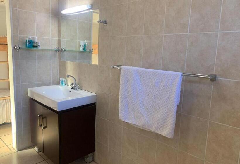 اتاق لوکس خانوادگی, Nonisands Guesthouse