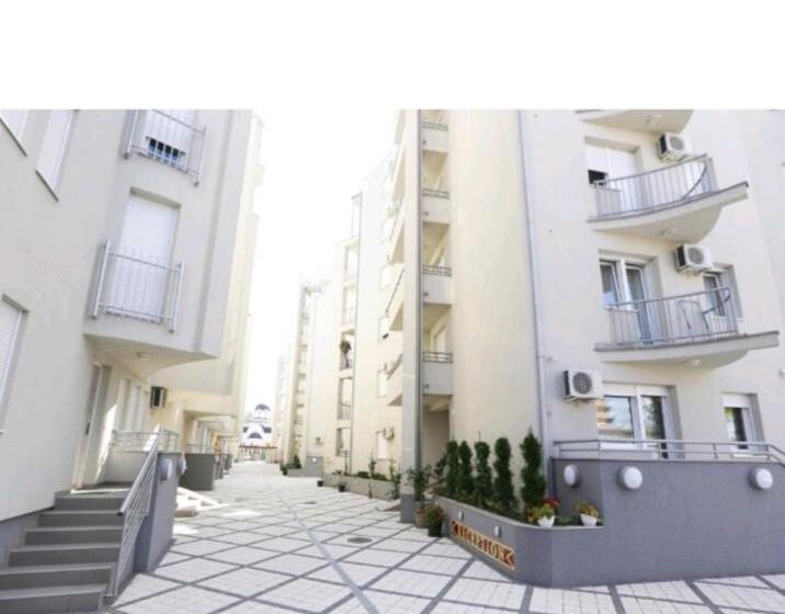 آپارتمان 1 خوابه, Wing Club Dajana