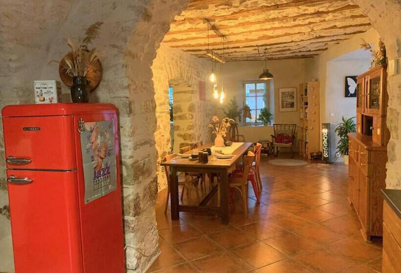 Номер Стандарт Вид на Сад, La Magnanerie De Dions