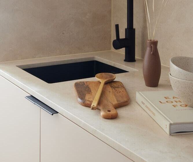 标准工作室, Buckle Street Studios By Locke, Aldgate