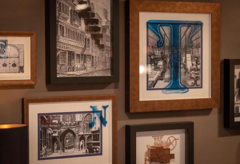 디럭스 룸, Clayton Hotel Bristol City