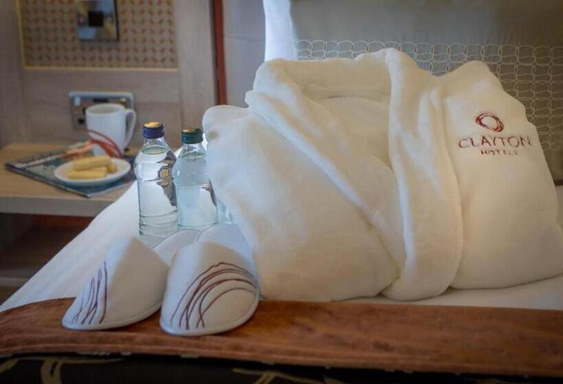 이그제큐티브 룸 킹사이즈 침대, Clayton Hotel Bristol City