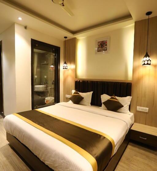 スタンダードルーム, D Silverleaf