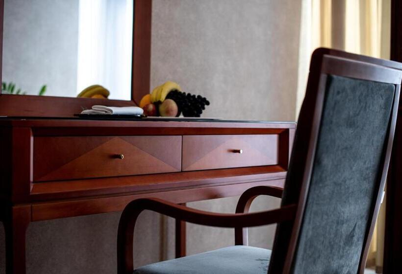 Habitació Estàndard, Manor