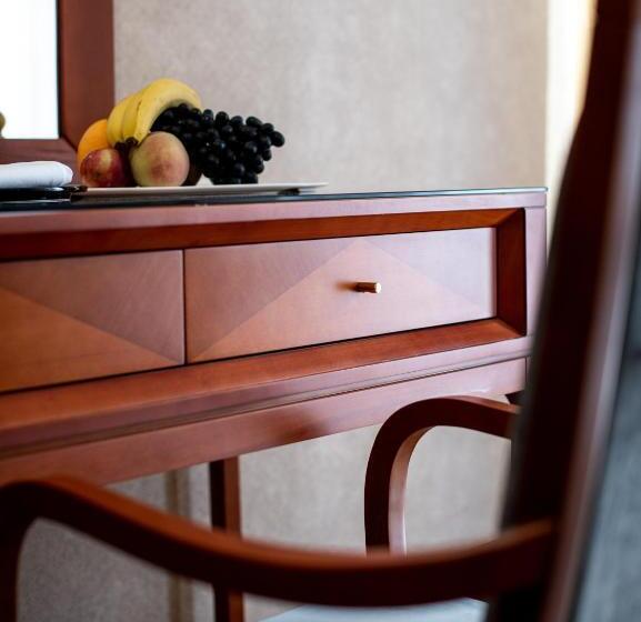 Habitació Estàndard, Manor