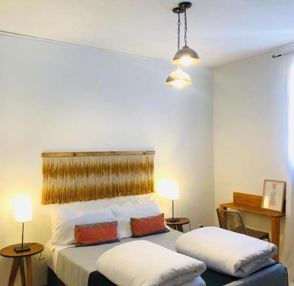 标准间, My Pod House