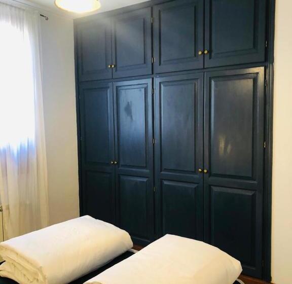 标准间, My Pod House