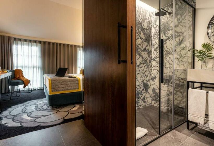 اتاق لوکس, Pousada Do Porto Rua Das Flores