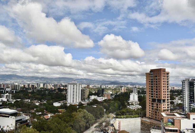 سوییت اجرایی, Vista Quince