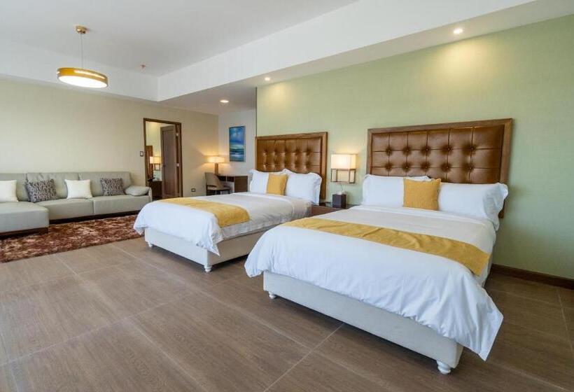 سوییت جونیور, Vista Quince