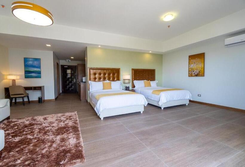 سوییت جونیور, Vista Quince