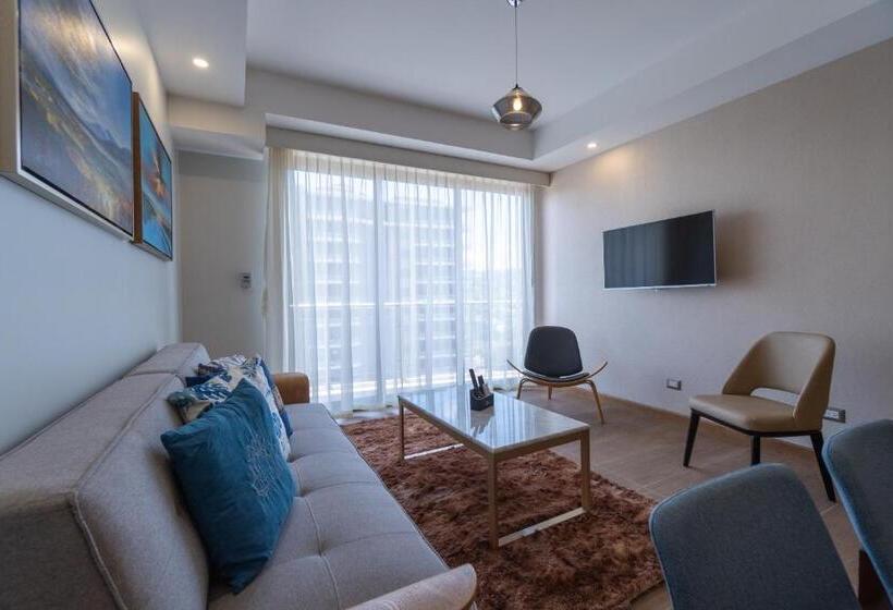 سوییت سوپریور, Vista Quince