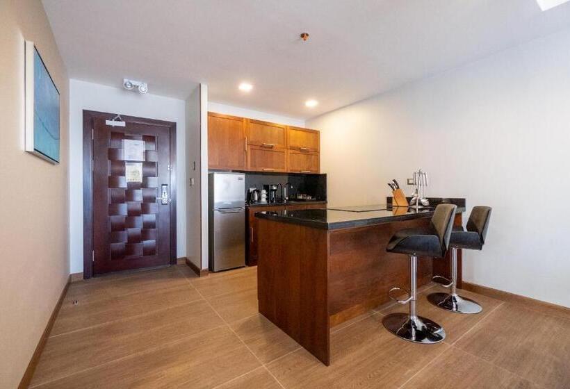 سوییت خانوادگی, Vista Quince