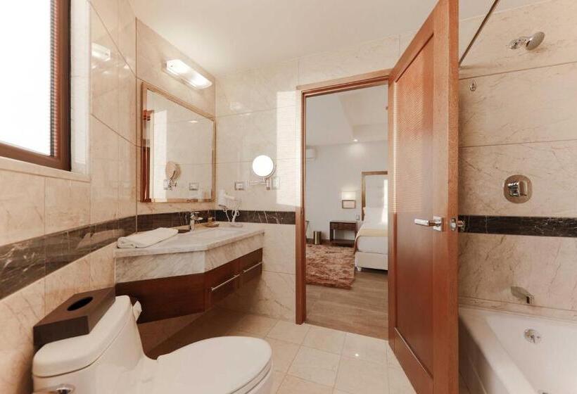 سوییت خانوادگی, Vista Quince