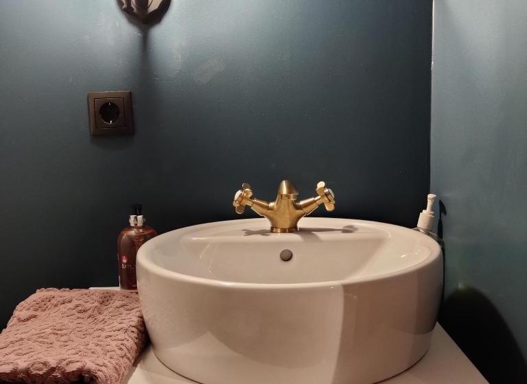 اتاق لوکس با چشمانداز دریا, Prestshús 2 Guesthouse