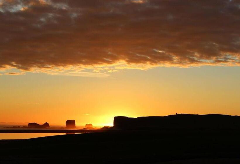 اتاق لوکس با چشمانداز دریا, Prestshús 2 Guesthouse