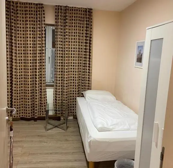 スタンダードシングルルーム, Relax Hotel Ludwigshafen