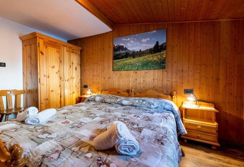 شقة دور أخير غرفتين نوم, Appartamenti Residence La Roggia