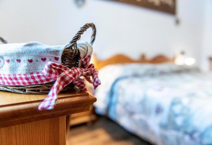 شقة غرفة واحدة, Appartamenti Residence La Roggia