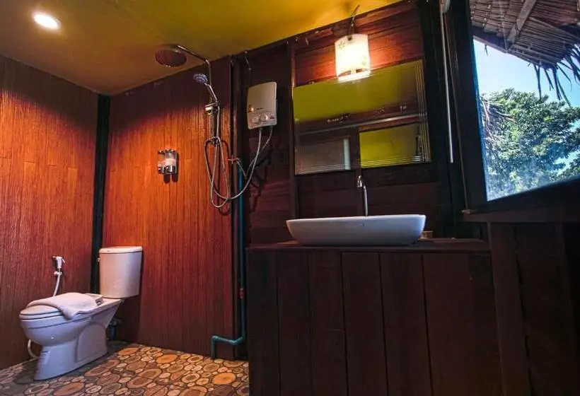 オーシャンビューのスタンダードバンガロー, Bayview Hill Resort