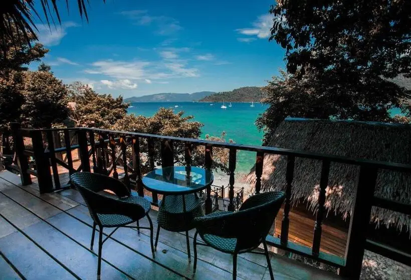 オーシャンビューのスタンダードバンガロー, Bayview Hill Resort