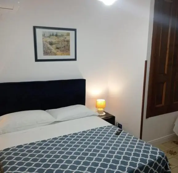 スタンダードルーム, B&b Villamariascauri
