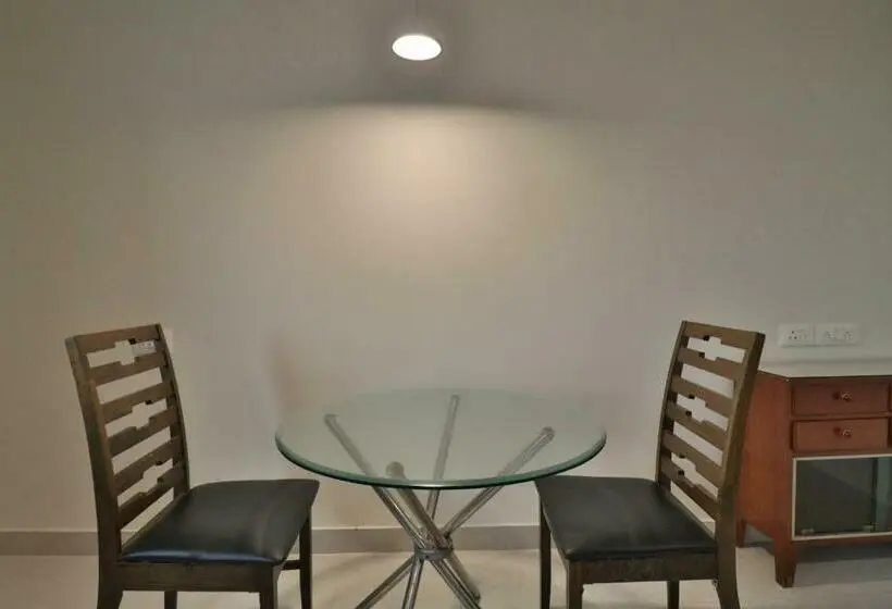 Familienzimmer, Allum