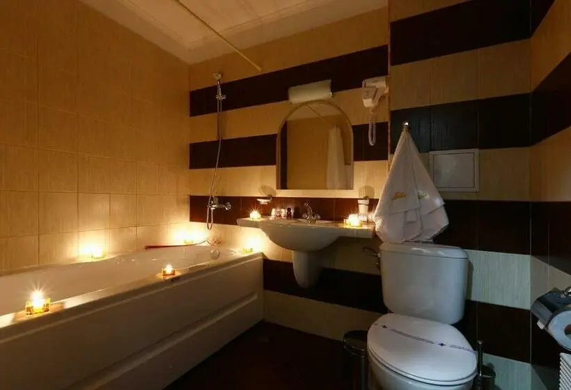 1 Bedroom Apartment, Evridika
