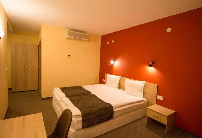 Standard Room, Evridika