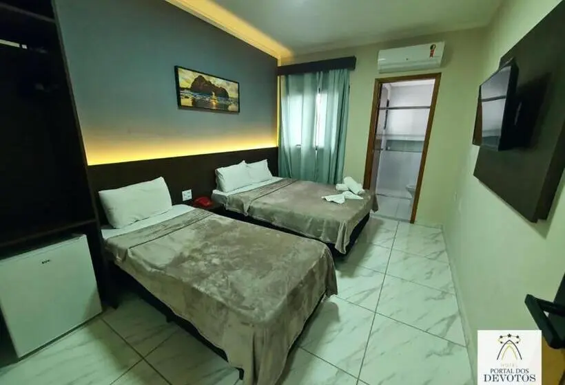 Deluxe Kolmen Hengen Huone, Portal Dos Devotos