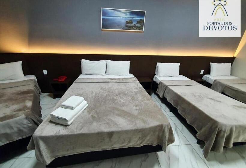 デラックスファミリールーム, Portal Dos Devotos