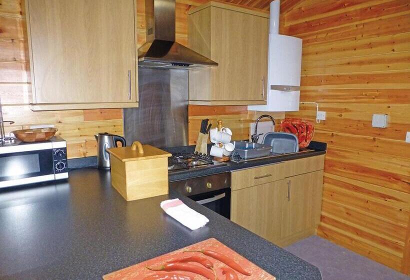 １ベッドルームハウス, Goodiford Mill Lakes