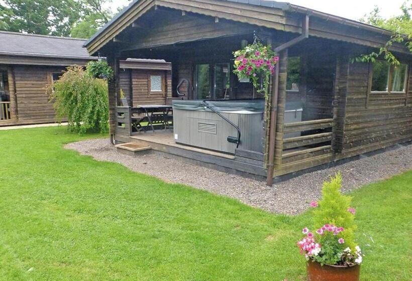 １ベッドルームハウス, Goodiford Mill Lakes