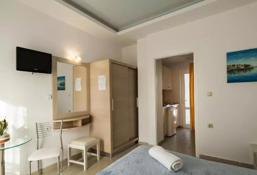 استودیوی استاندارد, Frida Apartments