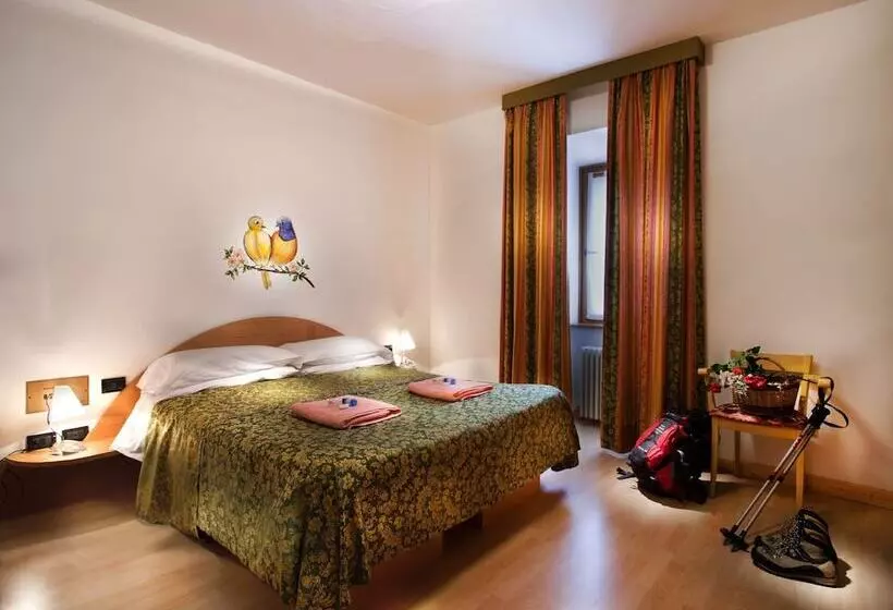 Standard-huone, Grand Hotel Rabbi