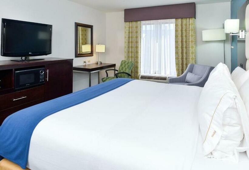 キングサイズベッドのスタンダードルーム, Baymont By Wyndham Bessemer