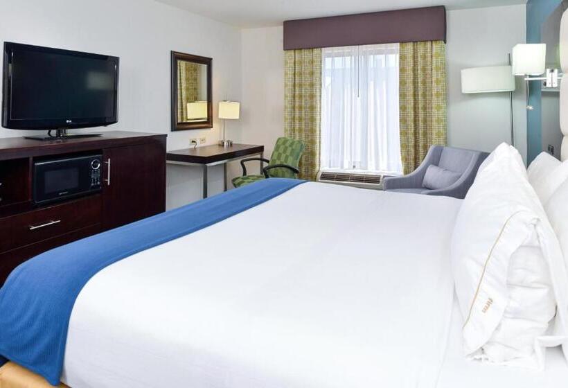 身障者適用キングサイズベッドルーム, Baymont By Wyndham Bessemer