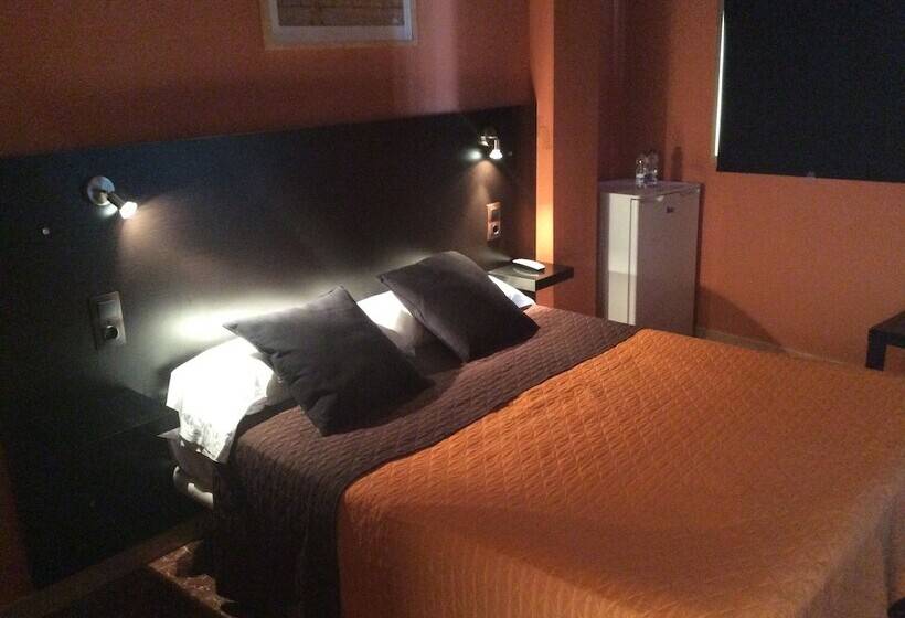 标准间, Hostal Tamonante